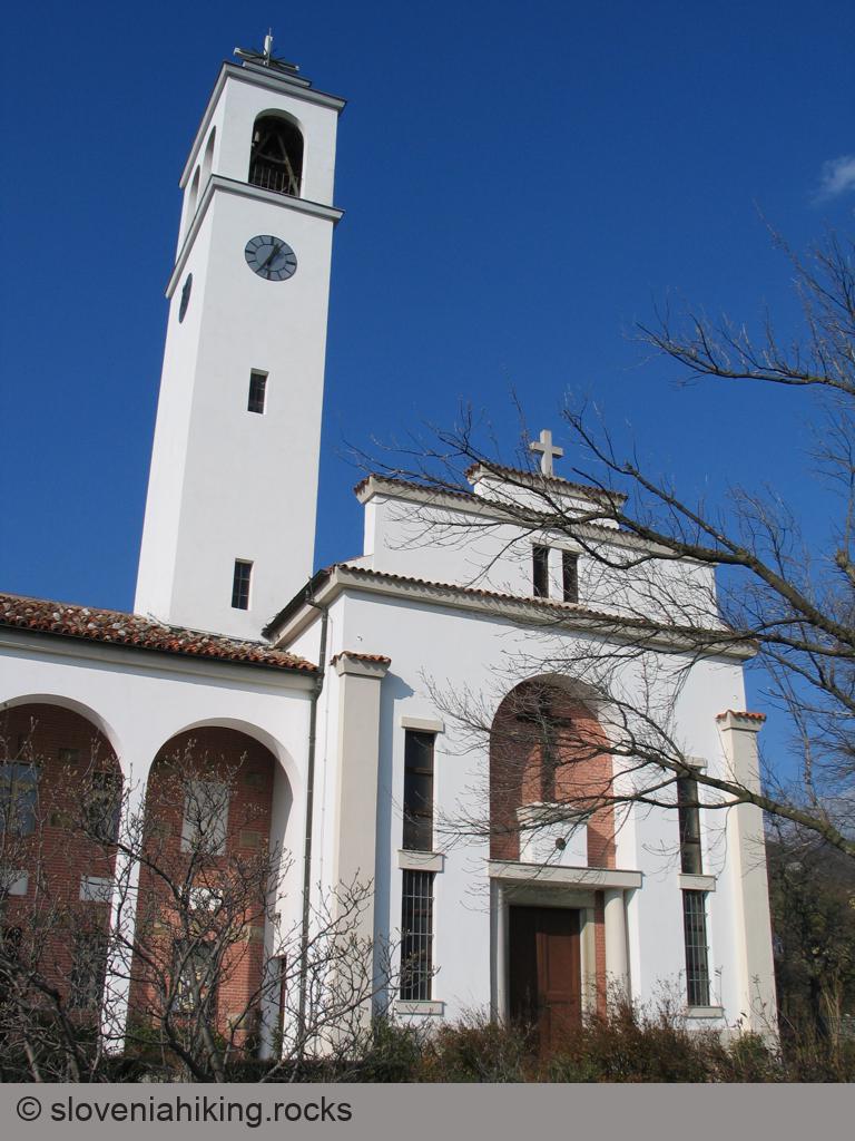Cerkev v Lokavcu